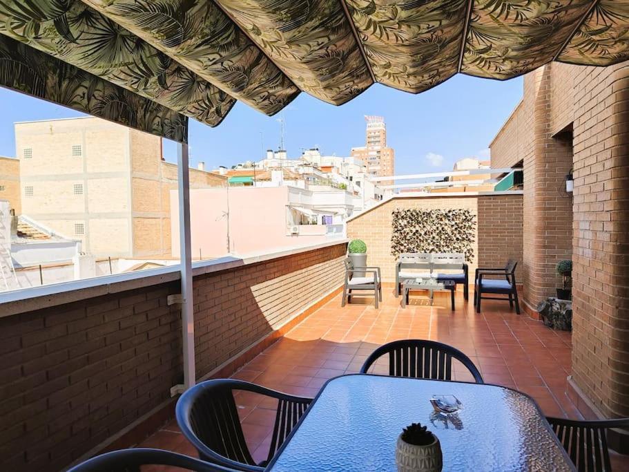 Apartamentos Turisticos Seviro מדריד מראה חיצוני תמונה